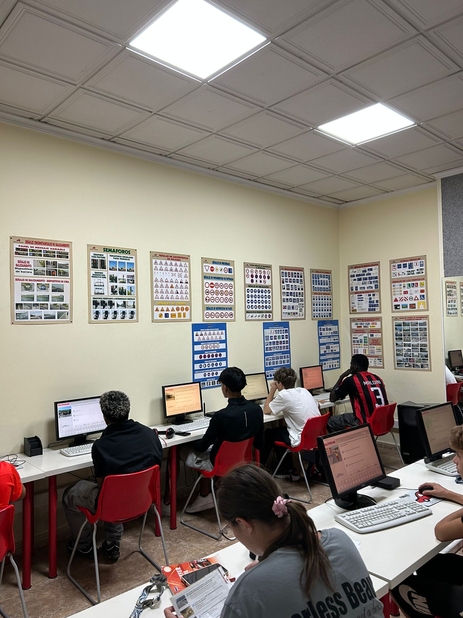 Vehículos de la autoescuela